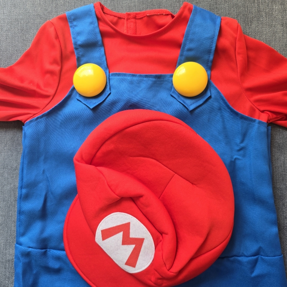 Super Mario Kids Costume w/ Hat & Boot Covers Size 8/9 Nintendo Halloween
